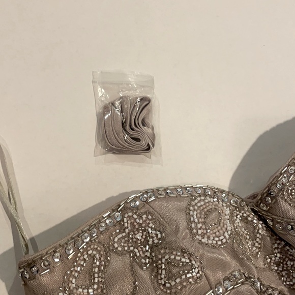 Jump Apparel evening strapless dress.(Junior Prom wear) - Picture 6 of 8